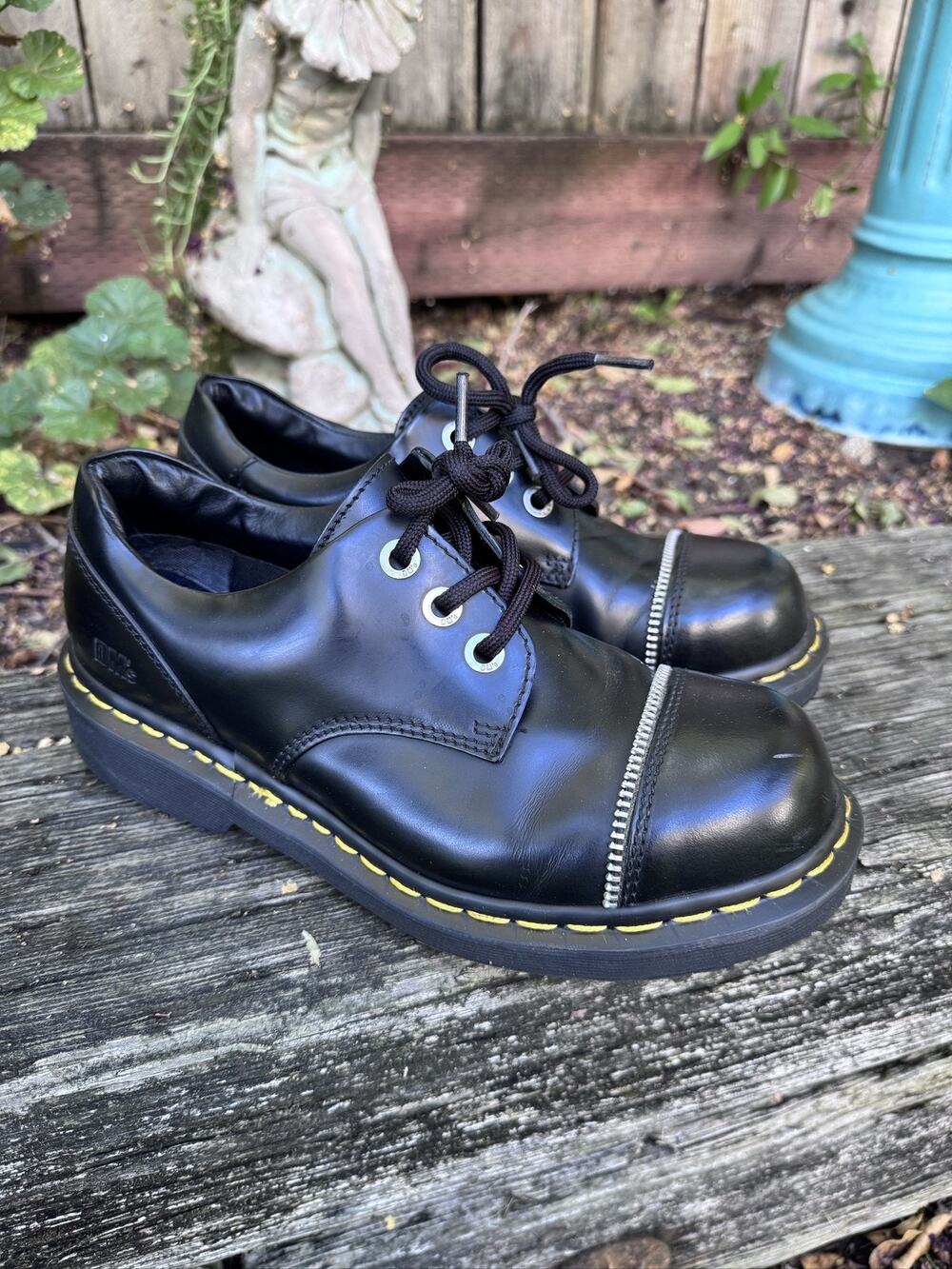 90's Dr. Martens MIE 2A06 Oxford Shoes Black Leather Zipper Toe Womens 7 UK 9 US
